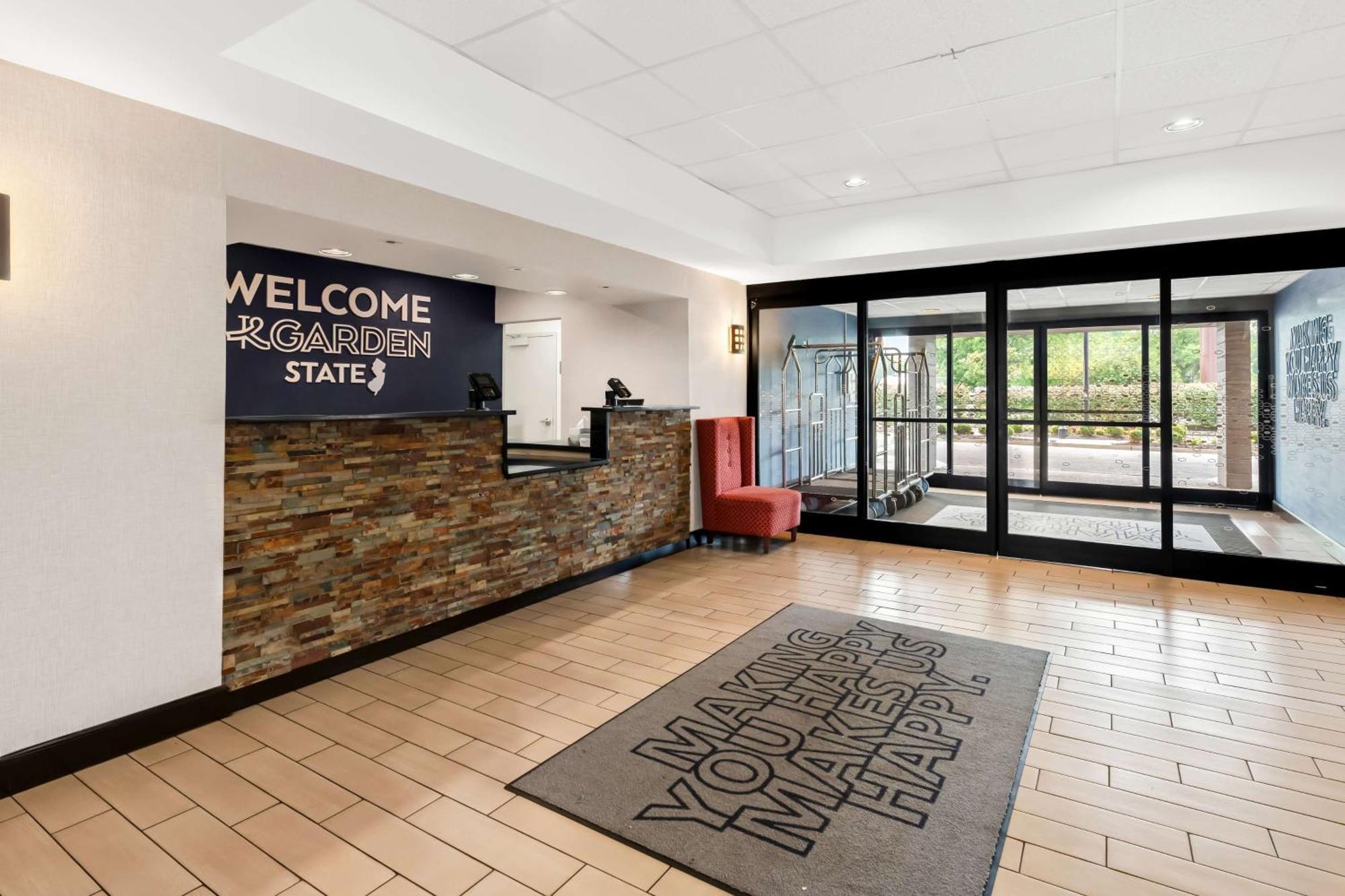 Hampton Inn Pennsville Extérieur photo