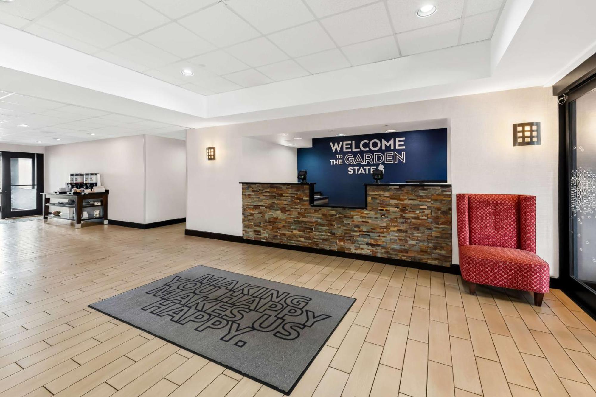 Hampton Inn Pennsville Extérieur photo
